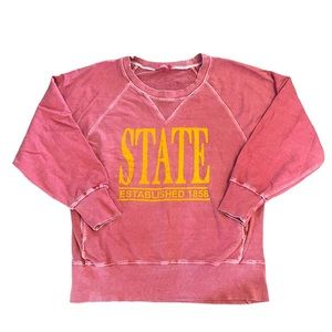 Zenana Red Vintage ISU Cyclones Sweatshirt Medium Pockets Great Condition